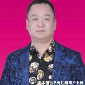 肖逸