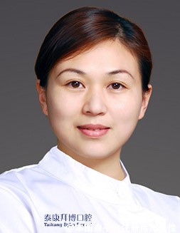 黄玲