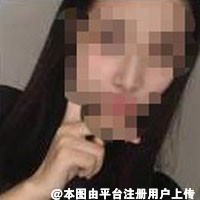 现在我基本是没有化浓妆的 简简单单打个底就可以了呢