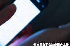 经常熬夜没气色 常吃这4种水果护眼又护肤