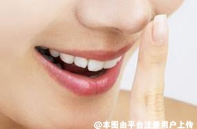 龋齿给人带来真的很大影响 如果有建议及时补