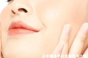 夏日炎炎 如何让肌肤保持水润有弹性