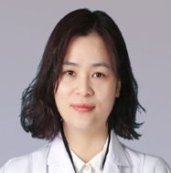 张玲