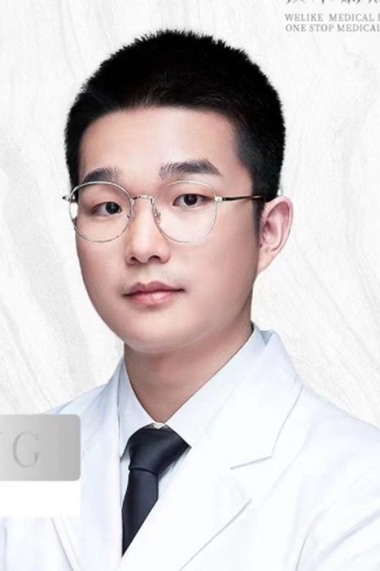 李明
