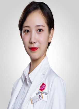 袁雯