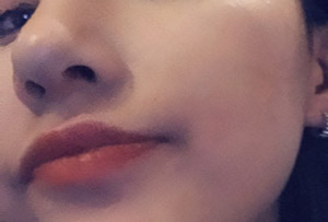 鼻子很自然 能碰能捏