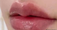 现在唇形巨好看 随便涂个口红都好性感啊