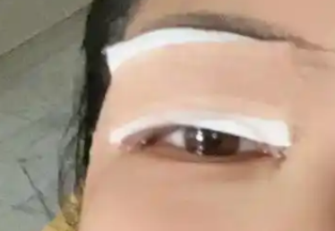 双眼皮手术前可以化妆吗？-50521