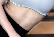 入夏身材好搭档，腰腹赘肉“冻”一下就消失