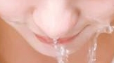肌肤“喝饱水”的秘密：补水保湿为何成为护肤头等大事？