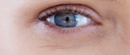 枕头高度选不对，眼袋悄悄找上门？科学揭秘睡眠与眼周的微妙关系