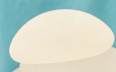 隆胸手术医保报销真相：从“美容消费”到“医疗救济”的理性审视