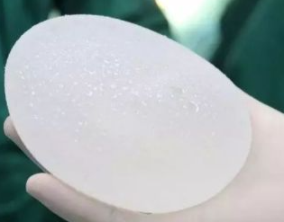 隆胸手术费用全解析：从手术费到护理费，一文读懂钱花在哪儿